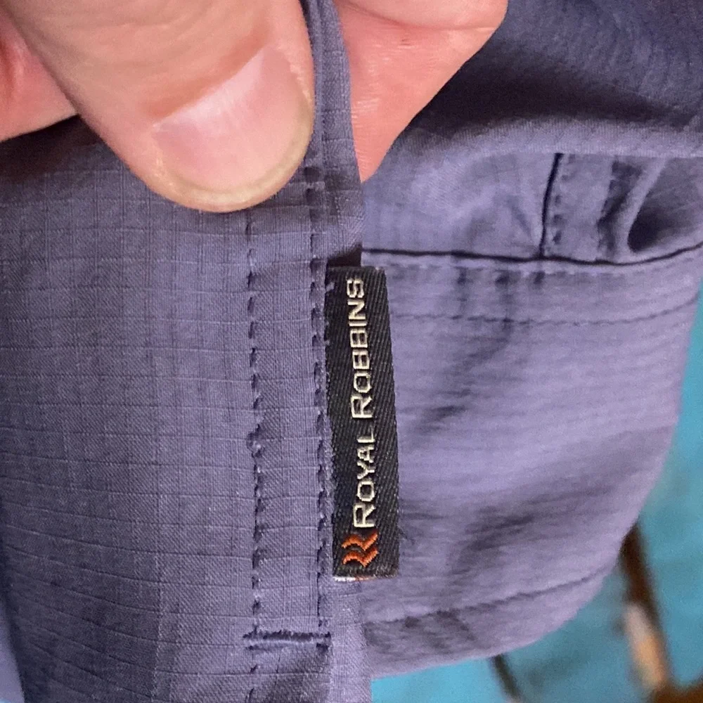 Royal Robbins gray/lavender hiking shirt size XL polyester